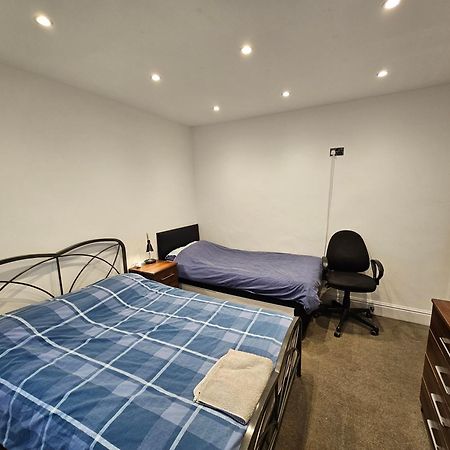 Monyhull Homestay - Near City Centre Kingsheath Nia Nec Bhx Birmingham Esterno foto