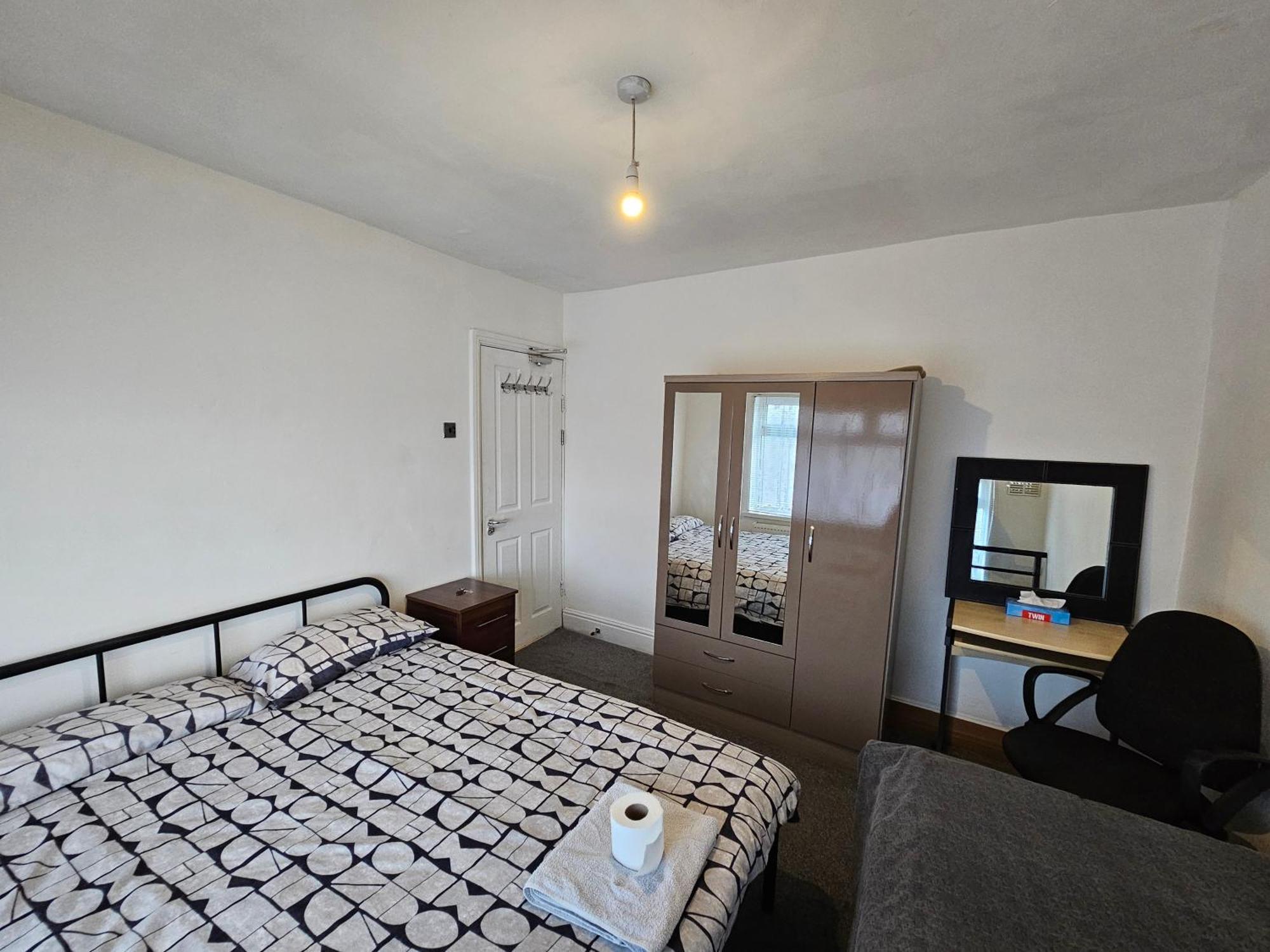 Monyhull Homestay - Near City Centre Kingsheath Nia Nec Bhx Birmingham Esterno foto