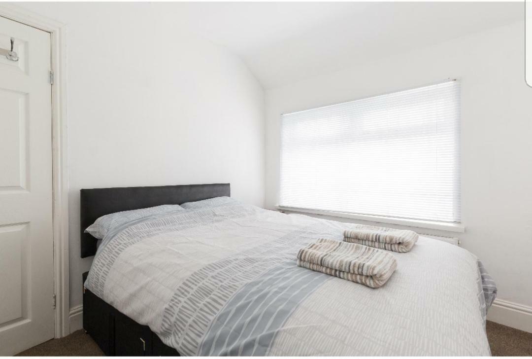 Monyhull Homestay - Near City Centre Kingsheath Nia Nec Bhx Birmingham Esterno foto